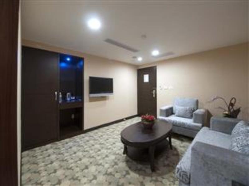 Metropolis Hotel Taoyuan Bagian luar foto
